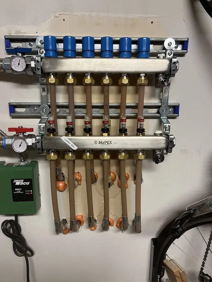 Plumber performing Gas Leak Detection at a residential property in Roxborough Park